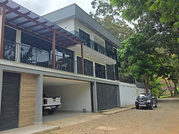 Casa Alto Padrão - Venda - Country Club - Santa Teresa - ES